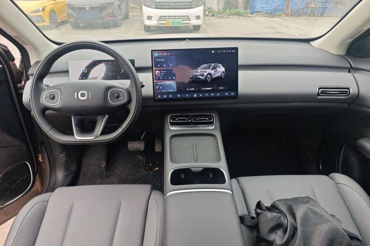 Used CHANGAN NEVO Q05 2026 Model 506 Max Center Console