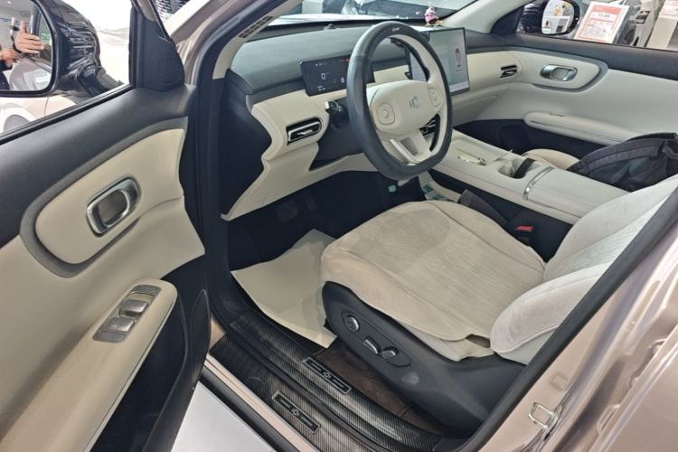 Used CHANGAN NEVO Q05 2026 Model 506 Laser Ultra+ Driver Seat