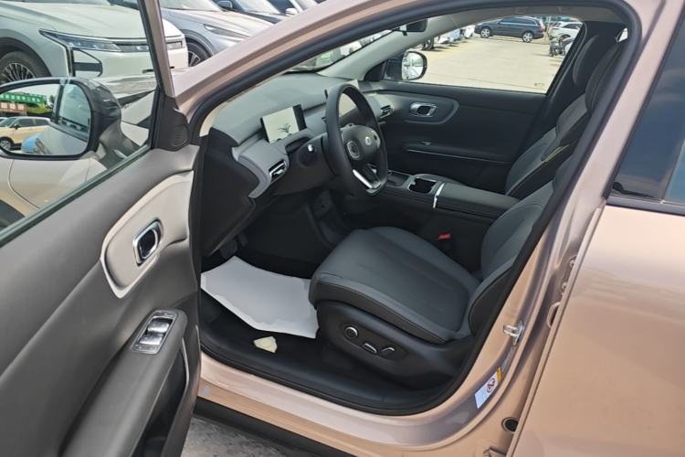 Used CHANGAN NEVO Q05 2026 Model 506 Max Driver Seat