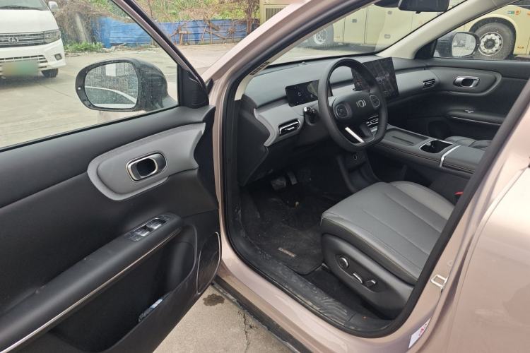 Used CHANGAN NEVO Q05 2026 Model 506 Max Driver Seat