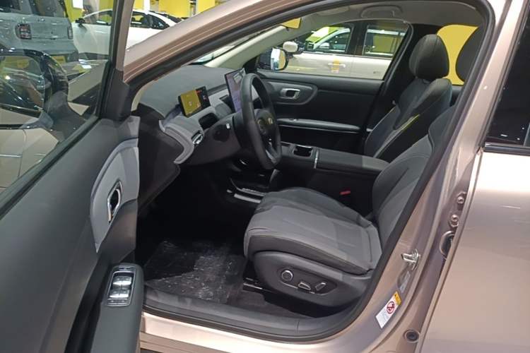 Used CHANGAN NEVO Q05 2026 Model 506 Max Driver Seat