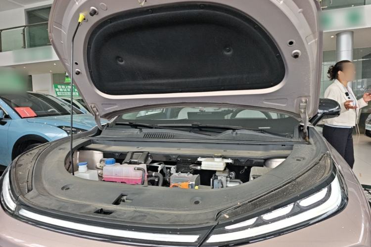 Used CHANGAN NEVO Q05 2026 Model 506 Laser Ultra+ Engine Bay