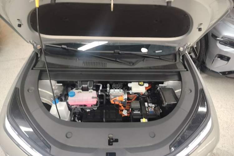 Used CHANGAN NEVO Q05 2026 Model 506 Max Engine Bay