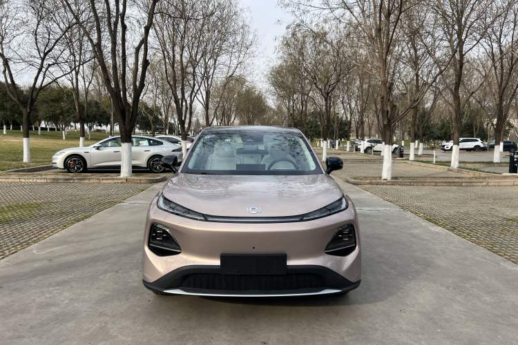Used CHANGAN NEVO Q05 2026 Model 506 Max Exterior 2