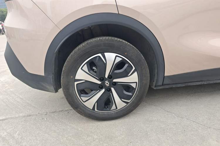 Used CHANGAN NEVO Q05 2026 Model 506 Max Exterior 5