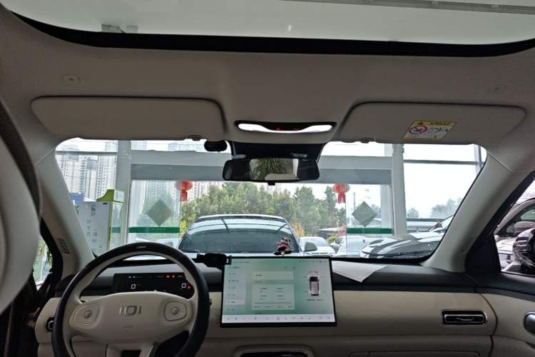 Used CHANGAN NEVO Q05 2026 Model 506 Laser Ultra+ Headliner