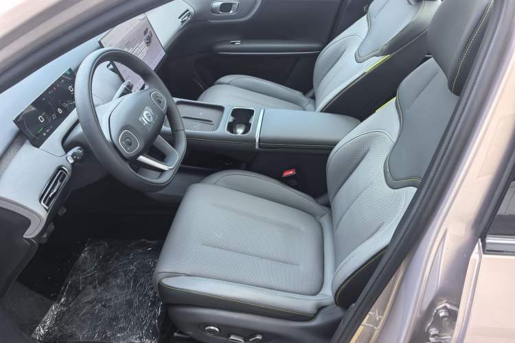 Used CHANGAN NEVO Q05 2026 Model 506 Max Interior 1