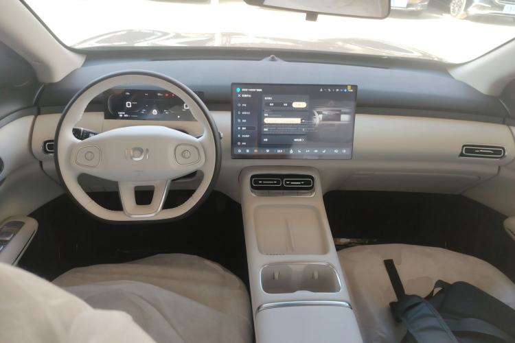Used CHANGAN NEVO Q05 2026 Model 506 Max Interior 2