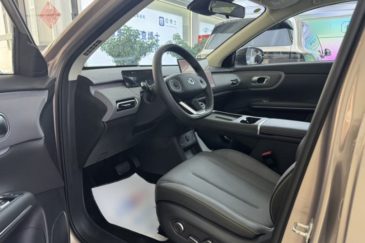 Used CHANGAN NEVO Q05 2026 Model 506Max+ Interior 3