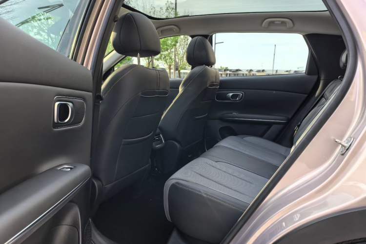 Used CHANGAN NEVO Q05 2026 Model 506 Max Interior 3