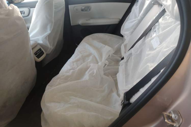 Used CHANGAN NEVO Q05 2026 Model 506 Max Interior 4
