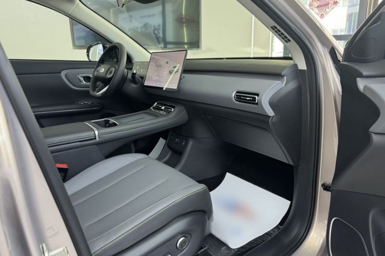Used CHANGAN NEVO Q05 2026 Model 506Max+ Interior 5