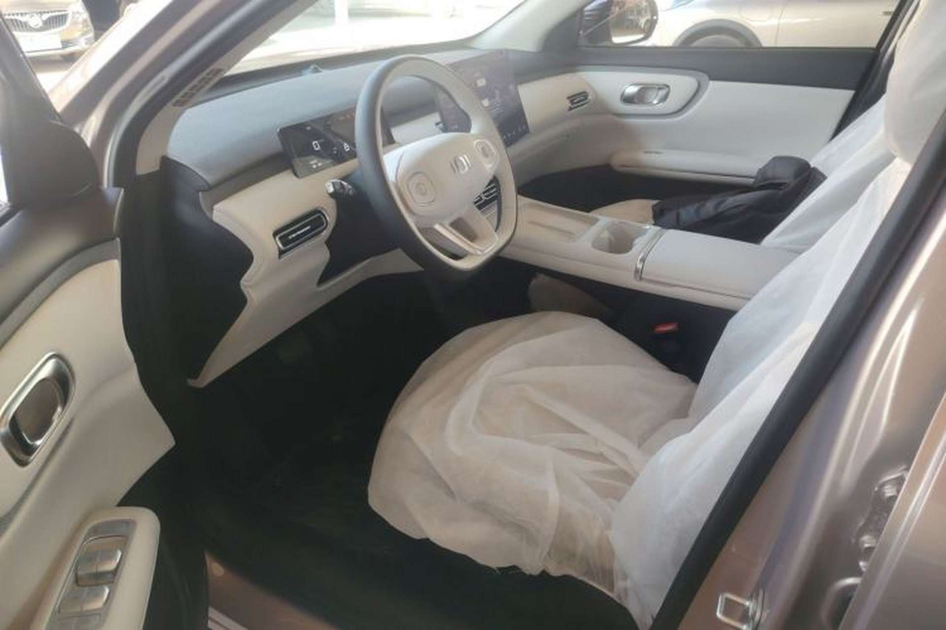 Used CHANGAN NEVO Q05 2026 Model 506 Max Left Front Seat