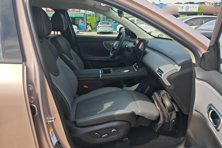 Used CHANGAN NEVO Q05 2026 Model 506 Max Right Front Seat