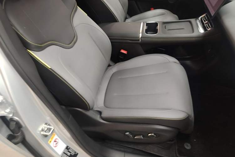 Used CHANGAN NEVO Q05 2026 Model 506 Max Right Front Seat