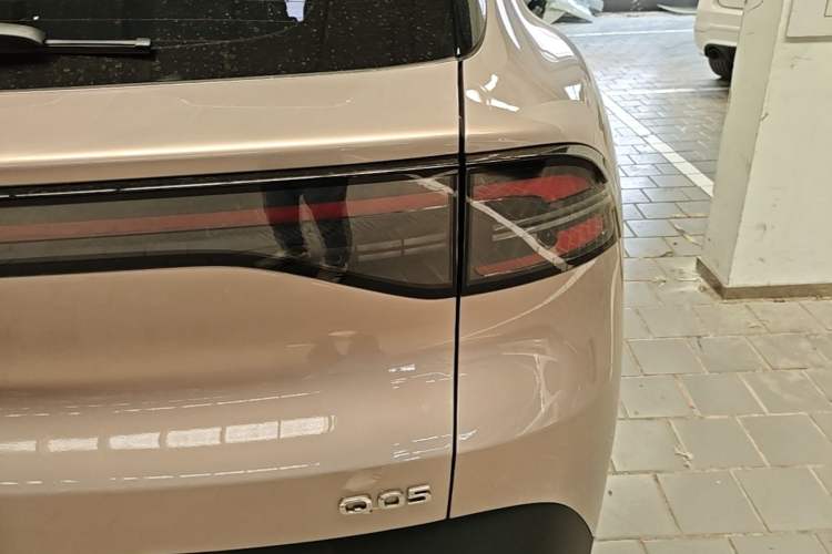 Used CHANGAN NEVO Q05 2026 Model 506Max+ Right Rear Taillight