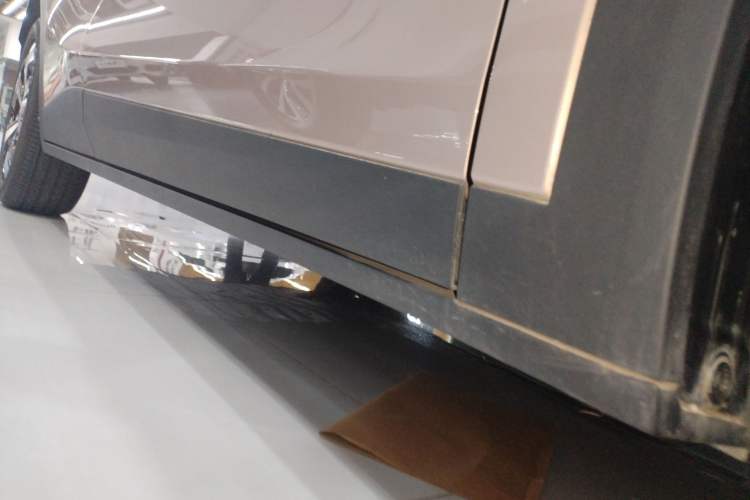 Used CHANGAN NEVO Q05 2026 Model 506 Max Right Side Sill