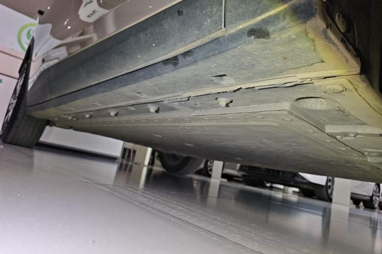 Used CHANGAN NEVO Q05 2026 Model 506 Laser Ultra+ Right Side Sill