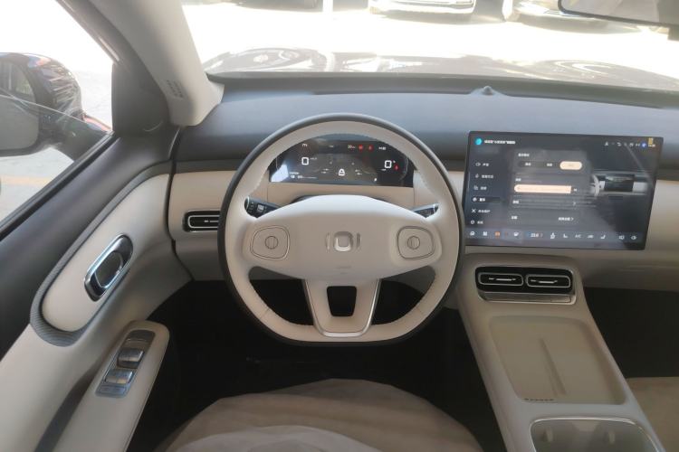 Used CHANGAN NEVO Q05 2026 Model 506 Max Steering Wheel