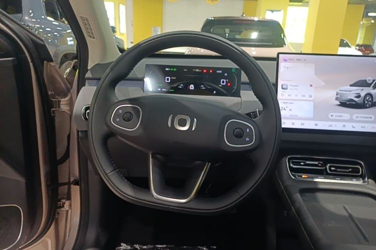 Used CHANGAN NEVO Q05 2026 Model 506 Max Steering Wheel