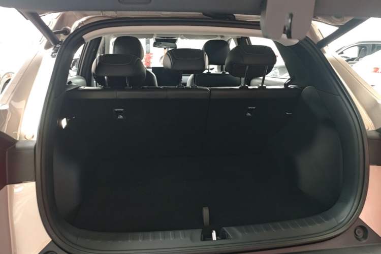 Used CHANGAN NEVO Q05 2026 Model 506Max+ Trunk