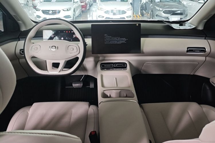 Used CHANGAN NEVO Q05 2026 Model 405Max Center Console