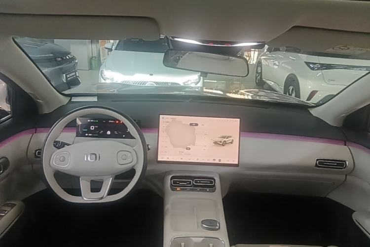 Used CHANGAN NEVO Q05 2026 Model 506Max+ Center Console