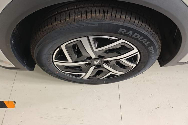 Used CHANGAN NEVO Q05 2026 Model 405Max Left Front Wheel Hub