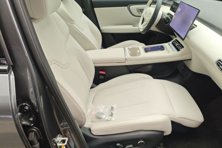 Used CHANGAN NEVO Q05 2026 Model 506 Max Right Front Seat