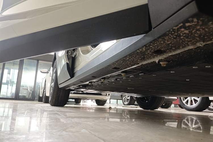 Used CHANGAN NEVO Q05 2026 Model 405Max Right Side Sill