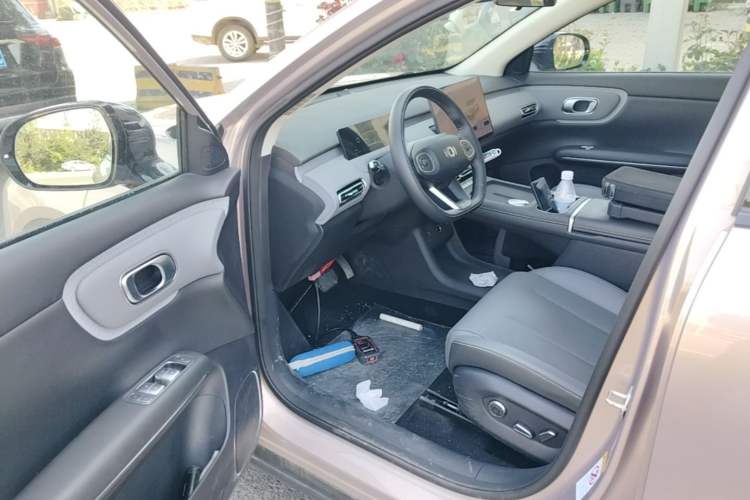 Used CHANGAN NEVO Q05 2026 Model 506 Max Driver Seat