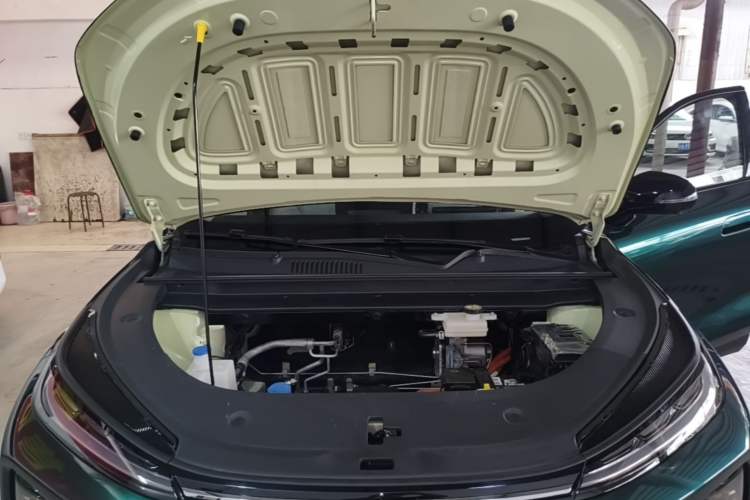 Used CHANGAN NEVO Q05 2026 Model 405Max Engine Bay