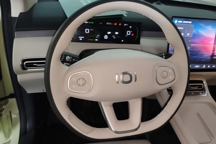 Used CHANGAN NEVO Q05 2026 Model 405Max Steering Wheel