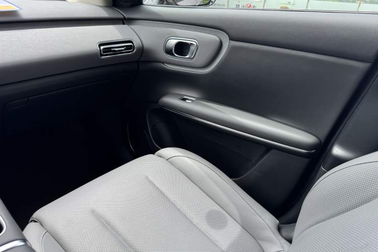 Used CHANGAN NEVO Q05 2026 Model 506 Max Interior 12