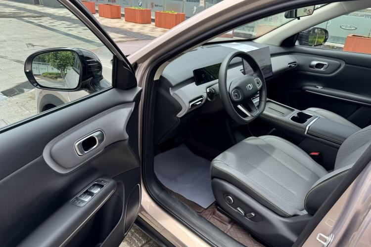 Used CHANGAN NEVO Q05 2026 Model 506 Max Interior 5