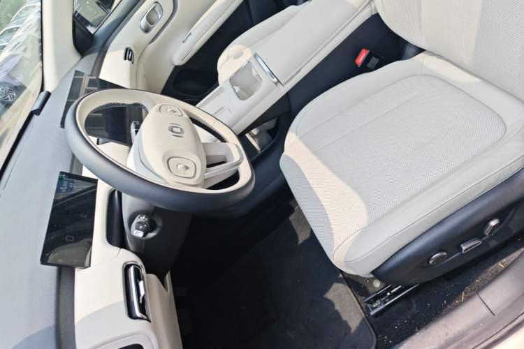 Used CHANGAN NEVO Q05 2026 Model 506 Max Left Front Seat