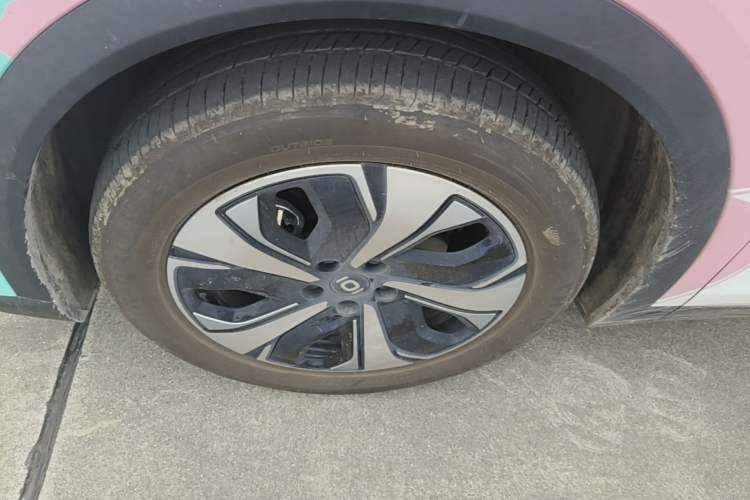 Used CHANGAN NEVO Q05 2026 Model 506 Max Left Front Wheel Hub