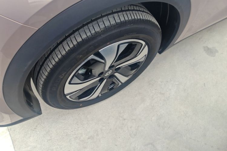 Used CHANGAN NEVO Q05 2026 Model 506 Max Left Front Wheel Hub