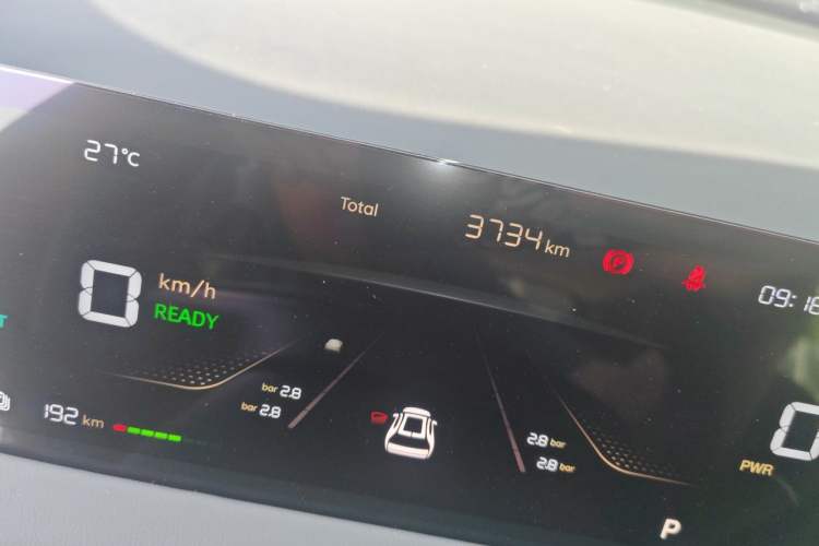 Used CHANGAN NEVO Q05 2026 Model 405Max Odometer Close Up