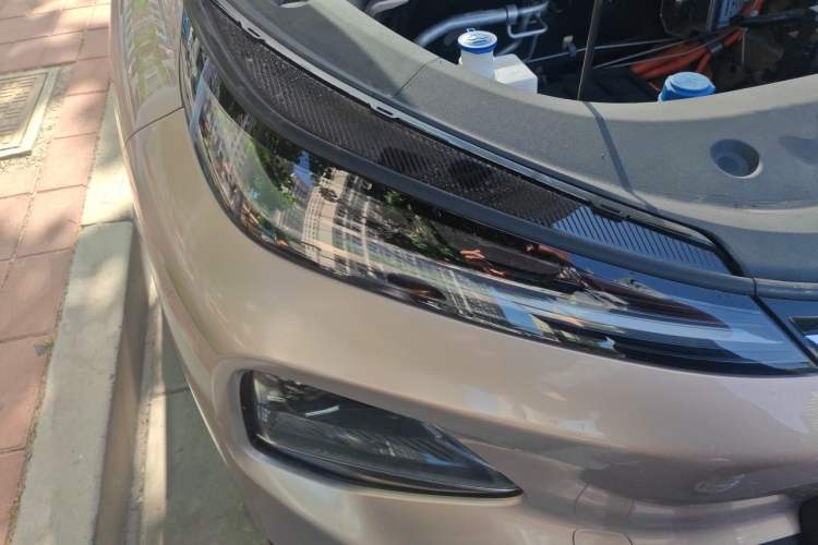 Used CHANGAN NEVO Q05 2026 Model 405Max Right Front Headlight