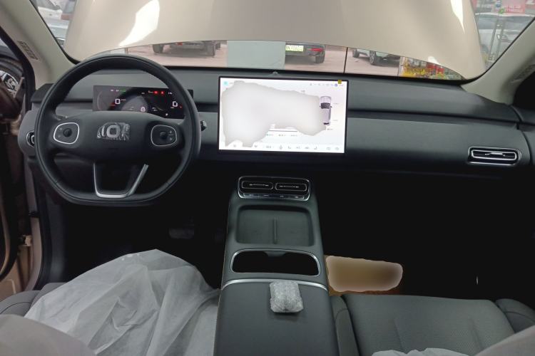 Used CHANGAN NEVO Q05 2026 Model 506 Max Center Console