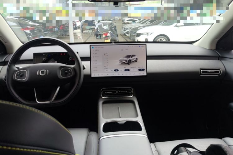 Used CHANGAN NEVO Q05 2026 Model 506 Max Center Console
