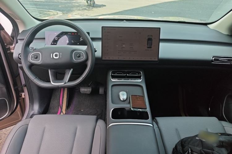 Used CHANGAN NEVO Q05 2026 Model 405Max Center Console