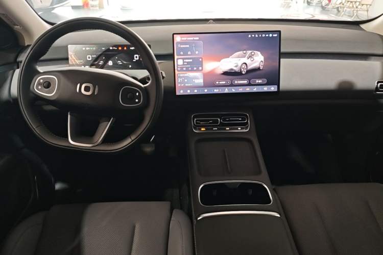 Used CHANGAN NEVO Q05 2026 Model 506 Max Center Console