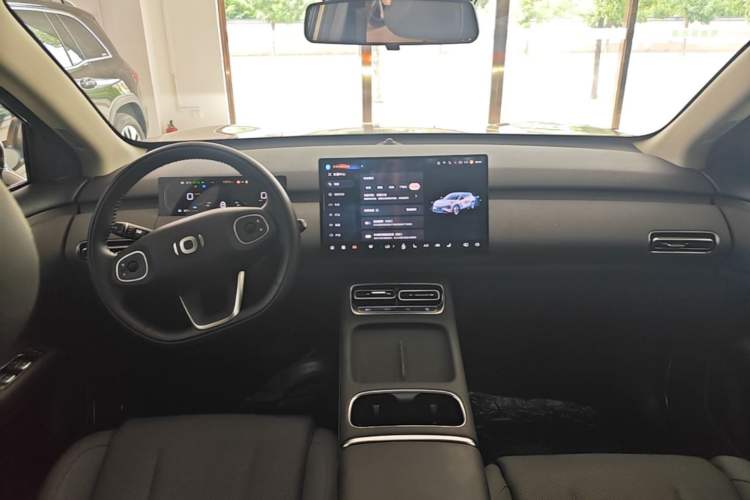 Used CHANGAN NEVO Q05 2026 Model 506 Max Center Console
