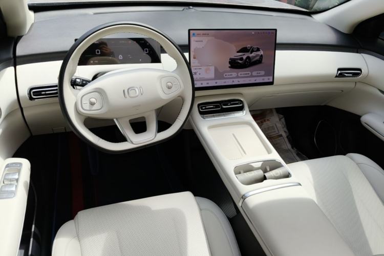 Used CHANGAN NEVO Q05 2026 Model 506Max+ Center Console