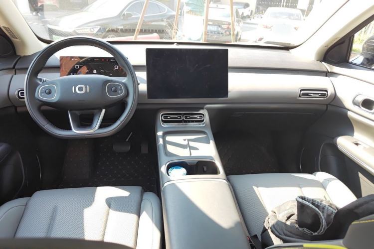 Used CHANGAN NEVO Q05 2026 Model 506Max+ Center Console