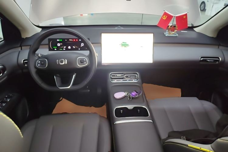 Used CHANGAN NEVO Q05 2026 Model 405Max Center Console