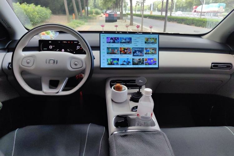 Used CHANGAN NEVO Q05 2026 Model 506 Max Center Console