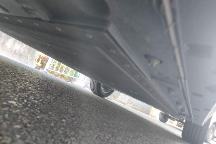 Used CHANGAN NEVO Q05 2026 Model 506 Max Chassis Front Left